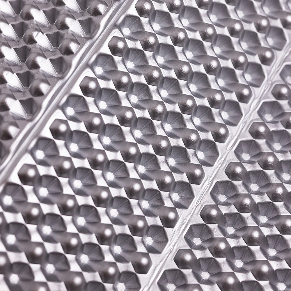 Mont Warmlite R2.2 Sleeping Mat - Image 7